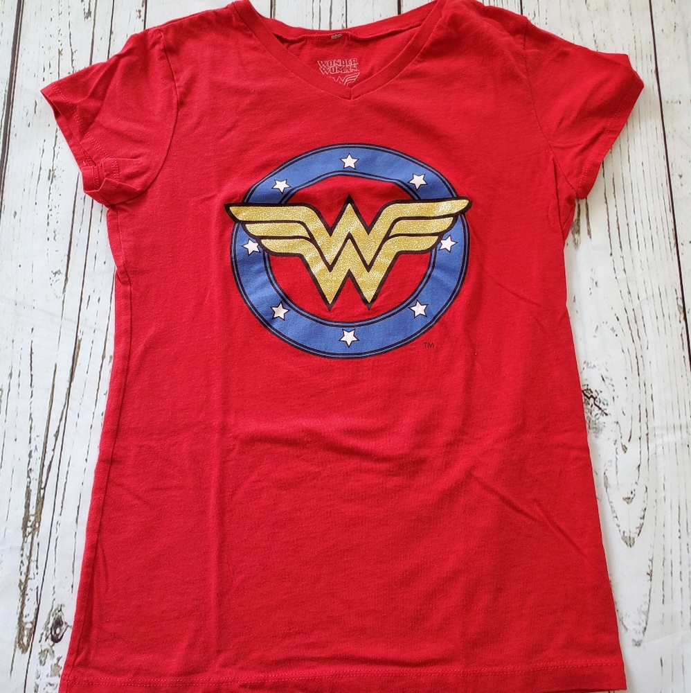 Wonder Woman t-shirt